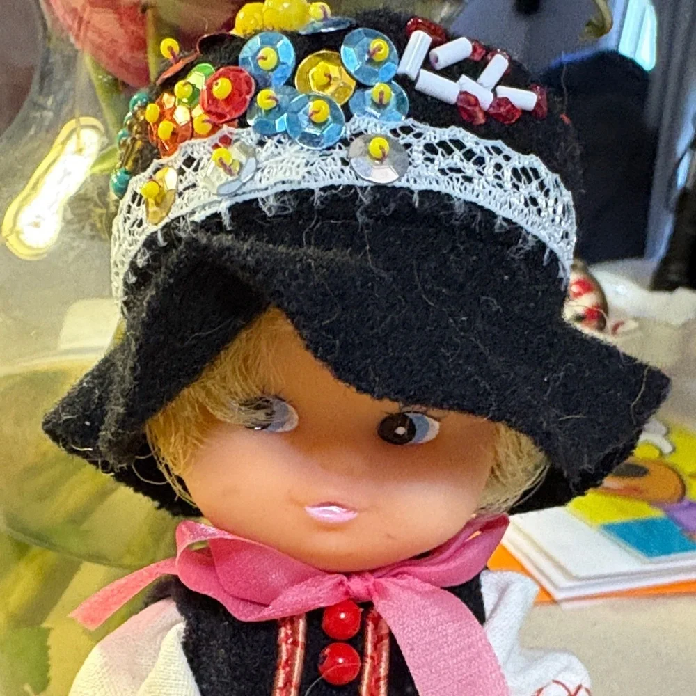 Vintage vinyl Polish Folk Dolls Ethnic Folklore - Picture 6 of 10